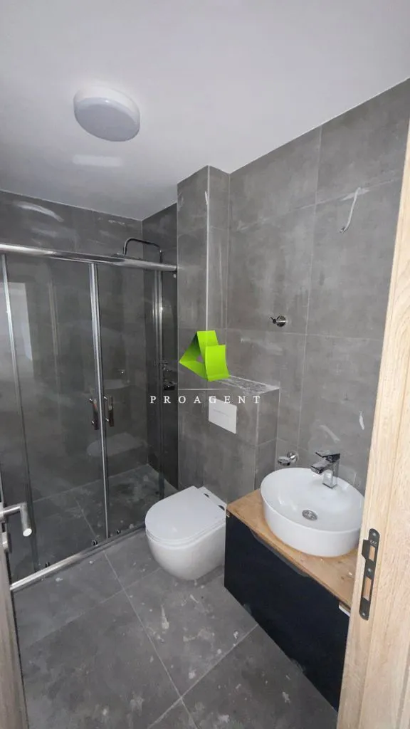 Prodaja, trosoban stan, 70m², Medijana, Niš