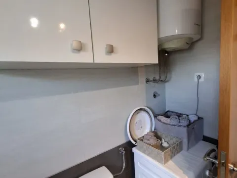 Rent, one bedroom apartment, 45m², Blok 9, Podgorica - image 9