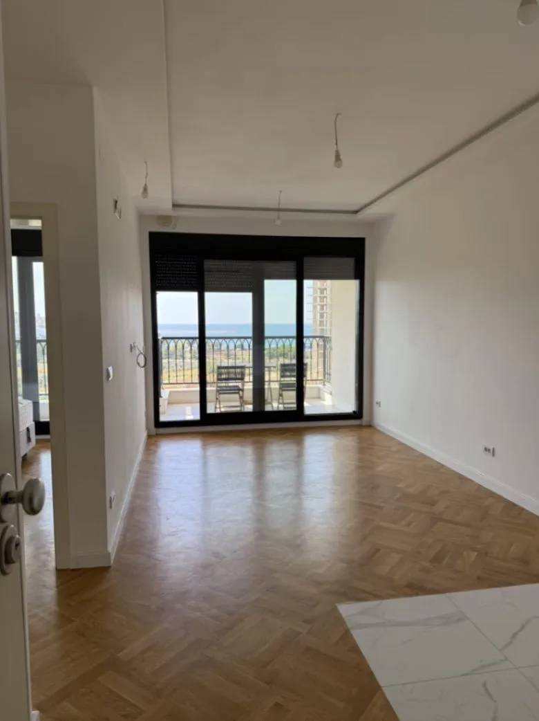 Sale, two bedroom apartment, 56m², Centar, Bar