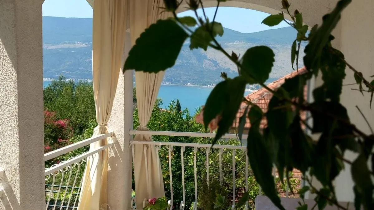 Sale, house, 128m², Igalo, Herceg Novi