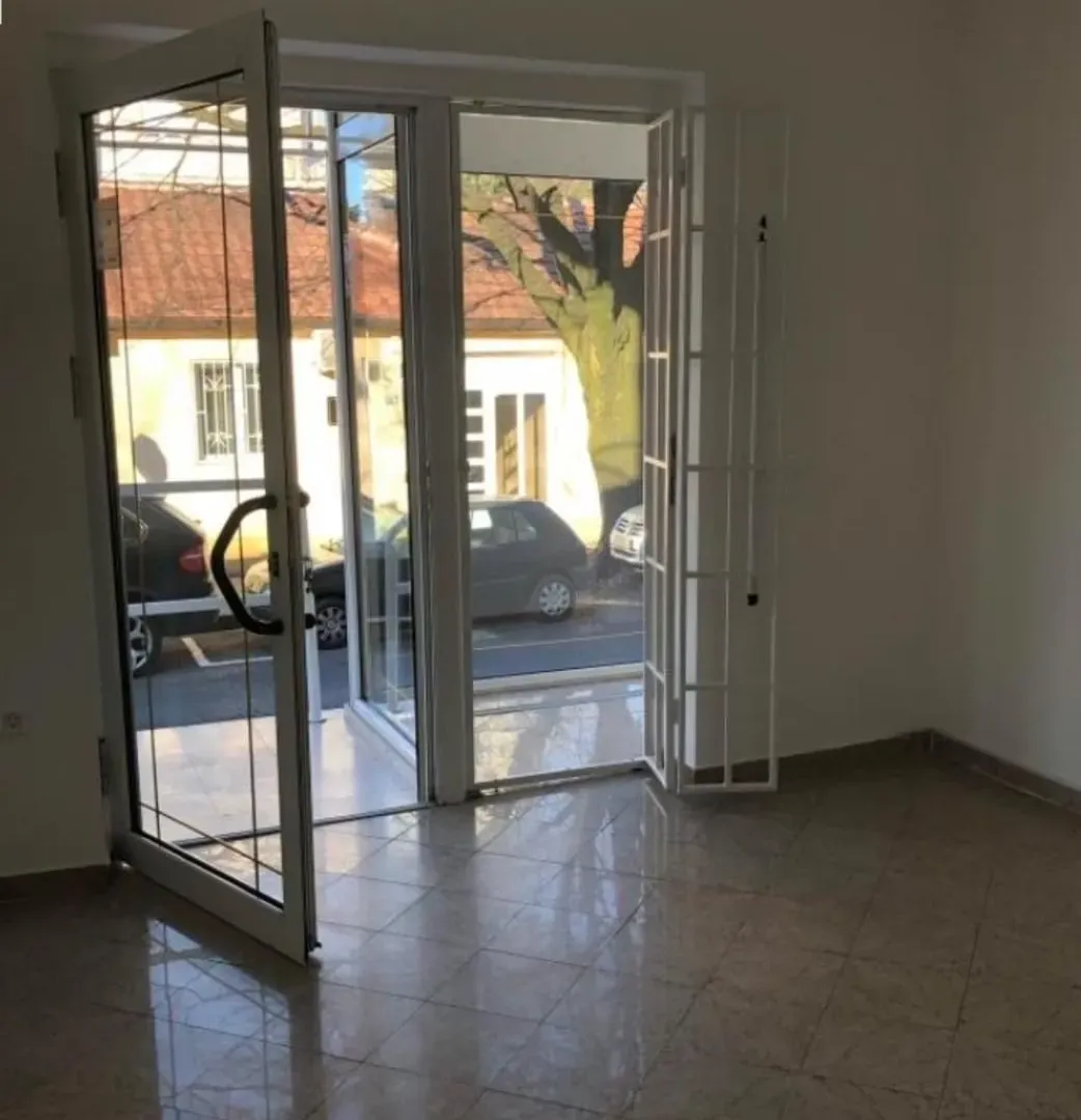 Rent, office space, 25m², Centar, Podgorica