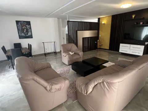 Rent, house, 220m², Polje, Bar - image 5