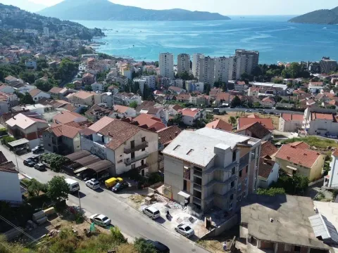 Prodaja, stan, 57m², Herceg Novi, Crna Gora