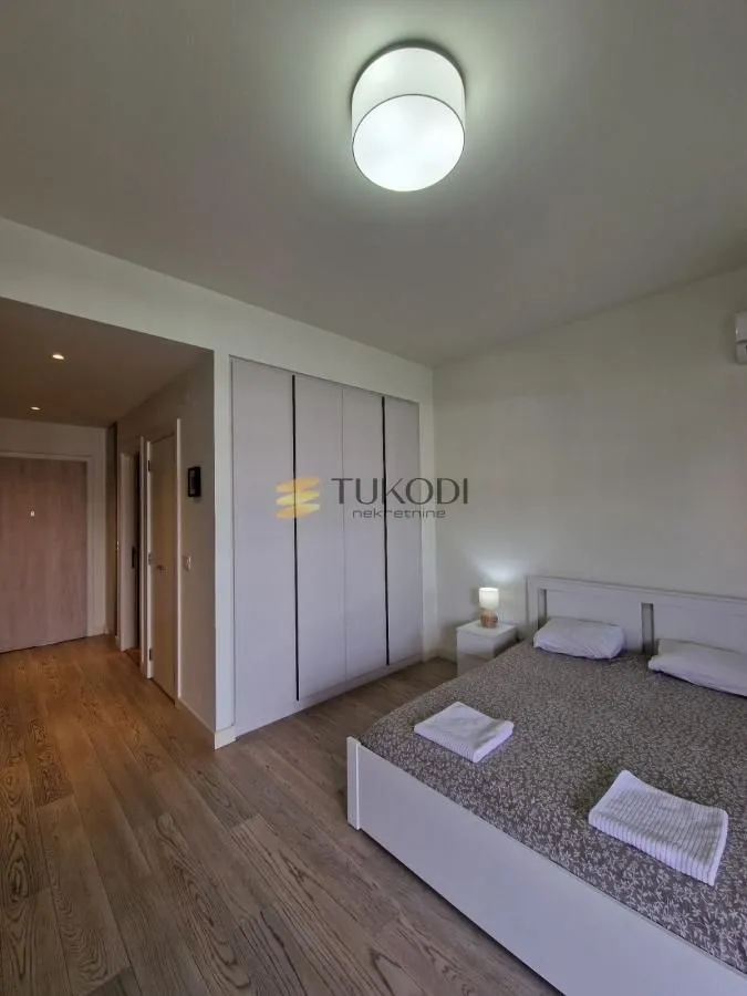 Sale, one bedroom apartment, 35m², Savski Venac, Beograd