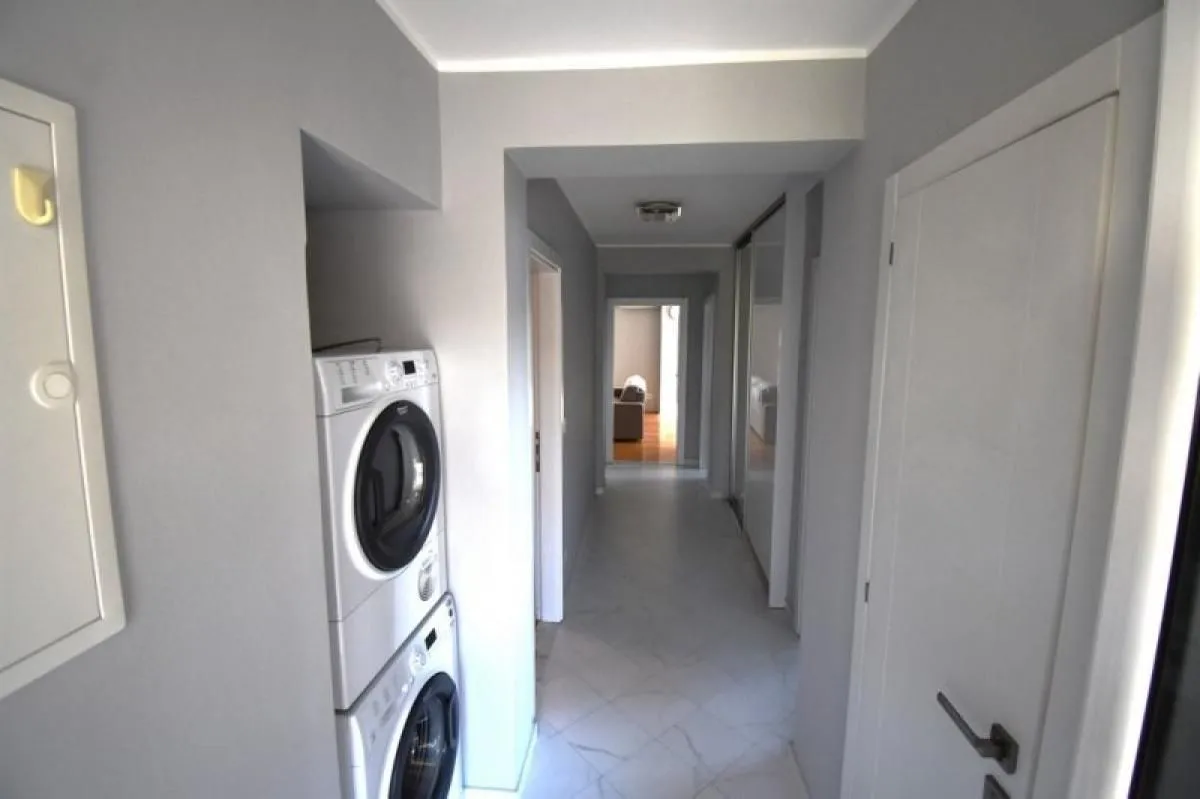 Rent, two bedroom apartment, 80m², Centar, Tivat