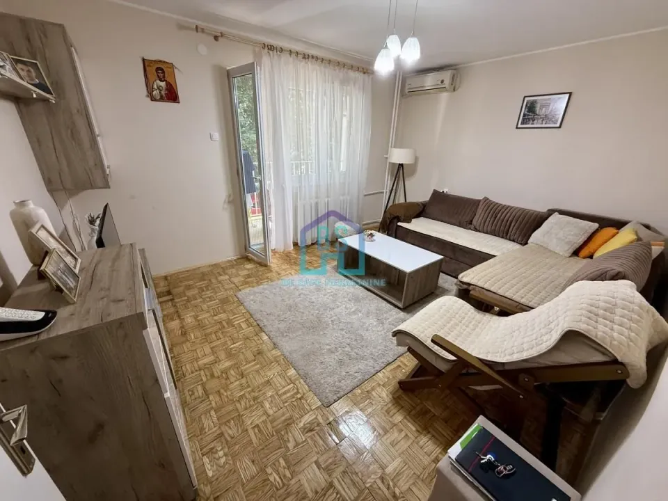 Prodaja, dvosoban stan, 54m², Železnička Stanica, Novi Sad Sve Podlokacije