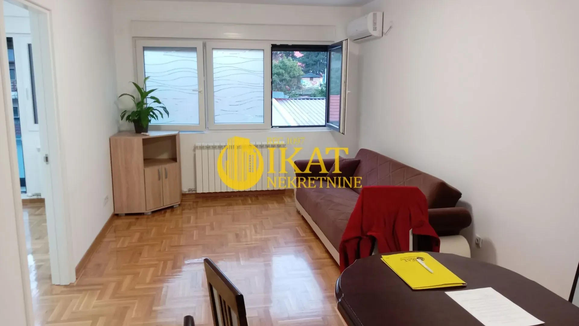 Stan-na-dan, jednosoban stan, 45m², Đeram Pijaca, Beograd