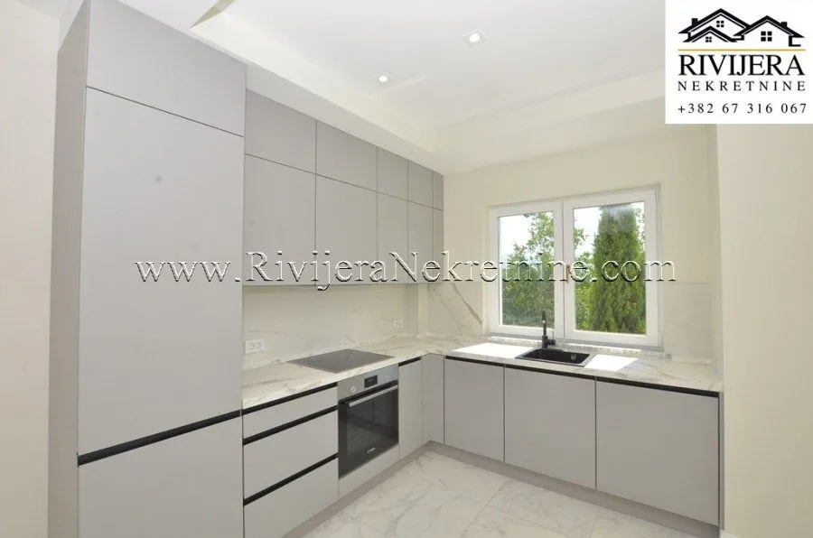 Prodaja, trosoban stan, 165m², Đenovići, Herceg Novi