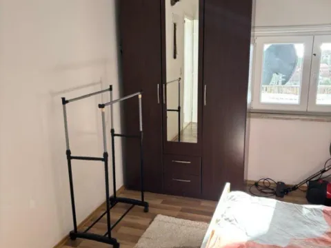 Izdavanje, jednosoban stan, 40m², Kalimanj, Tivat - image 3