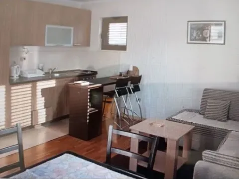 Rent, apartment, 54m², Đenovići, Herceg Novi - image 6