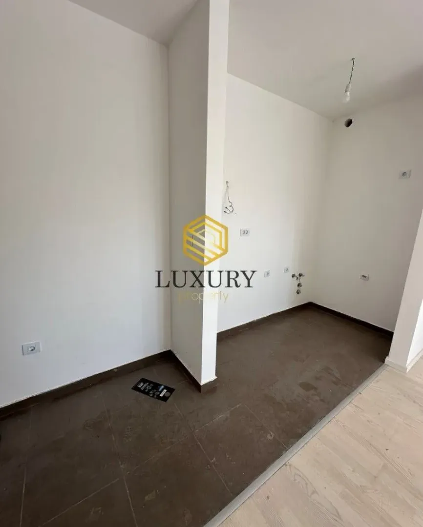Prodaja, jednosoban stan, 38m², Kod Big Fashion-a, Podgorica