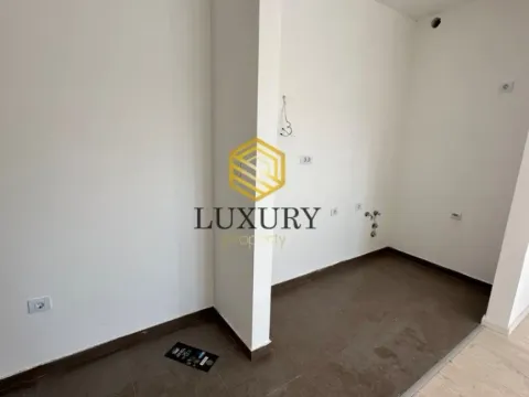 Prodaja, jednosoban stan, 38m², Kod Big Fashion-a, Podgorica - image 4