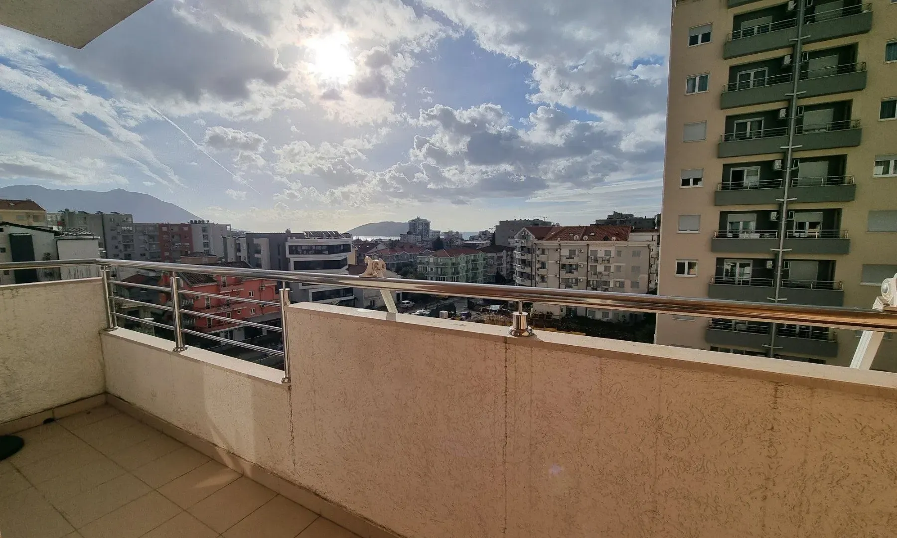 Rent, one bedroom apartment, 44m², Budva, Crna Gora