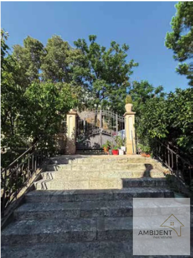 Prodaja, stan, 146m², Herceg Novi, Crna Gora