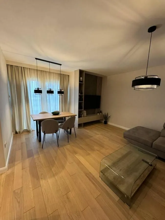 Rent, two bedroom apartment, 80m², Tivat, Crna Gora
