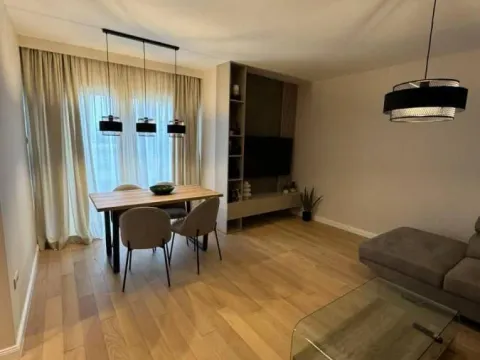 Izdavanje, dvosoban stan, 80m², Tivat, Crna Gora - image 2