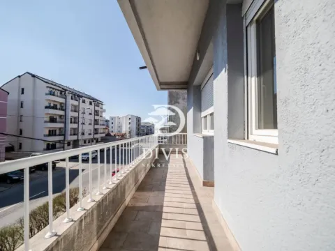 Prodaja, trosoban stan, 78m², Južni Bulevar, Vračar Sve Podlokacije - image 13