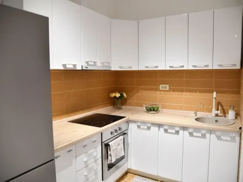 Sale, one bedroom apartment, 51m², Bečići, Budva - image 5