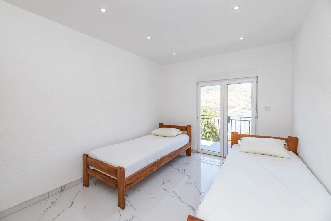 Prodaja, dvosoban stan, 56m², Igalo, Herceg Novi