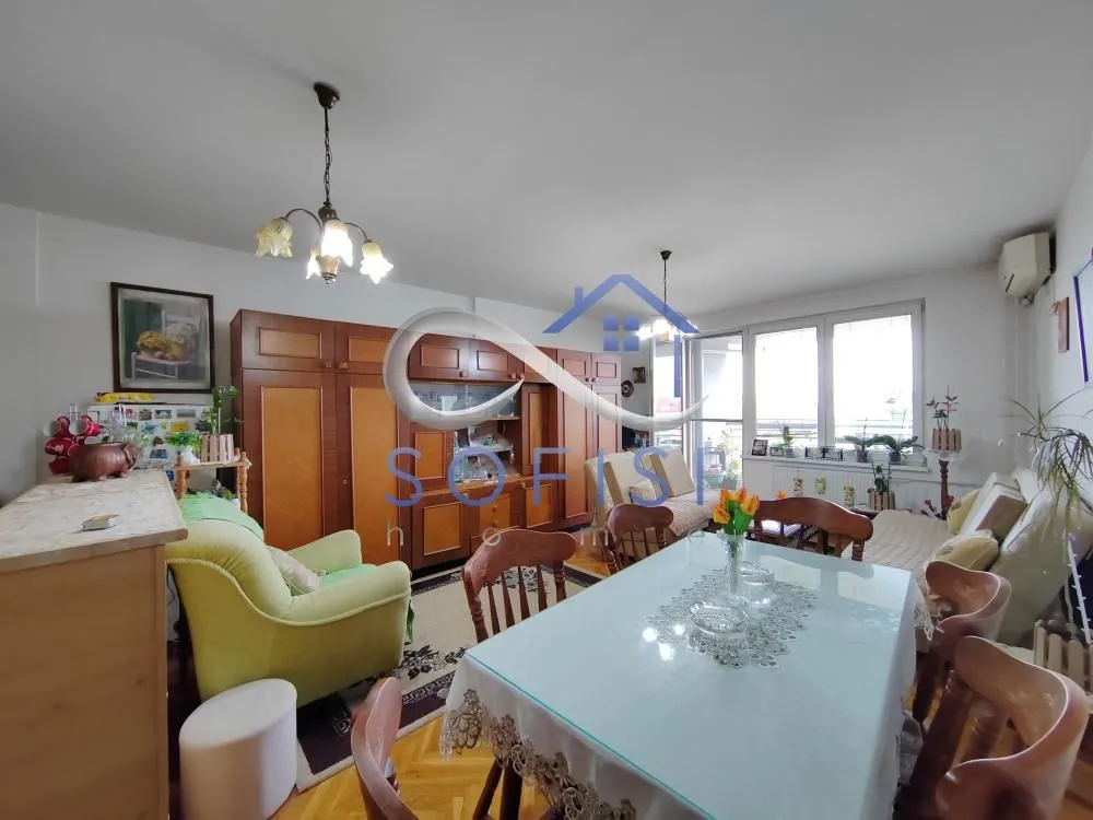 Prodaja, dvosoban stan, 73m², Socijalno, Novi Sad Sve Podlokacije
