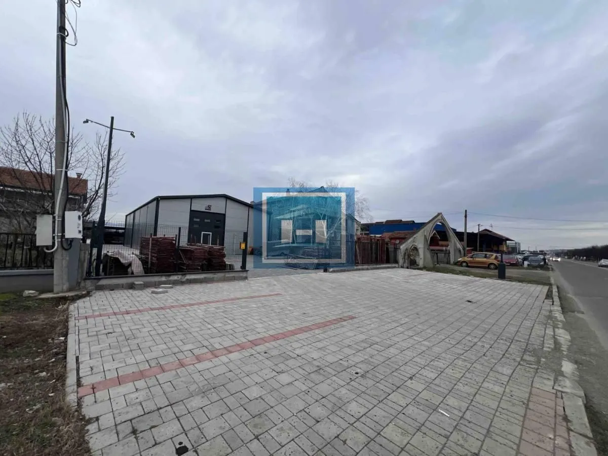 Rent, office space, 300m², Striško Naselje, Paraćin