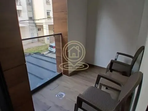Izdavanje, jednosoban stan, 40m², Crveni Krst, Beograd - image 4