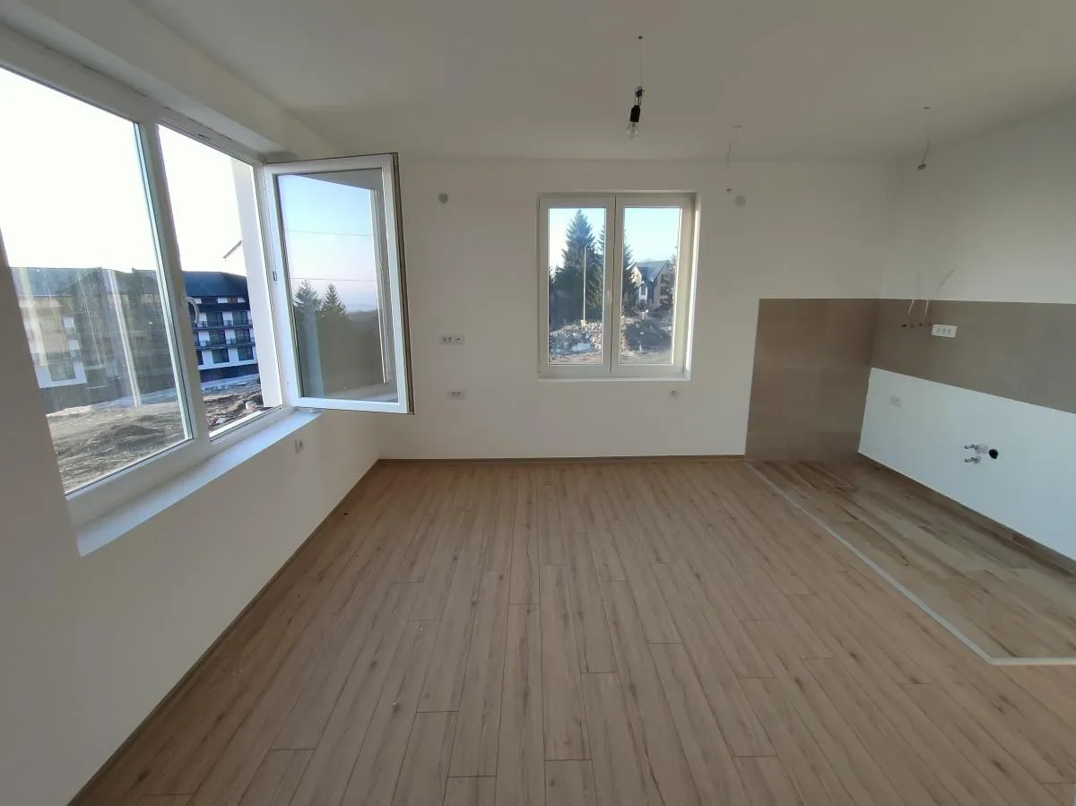 Prodaja, dvosoban stan, 39m², Kraljevi Čardaci, Kopaonik