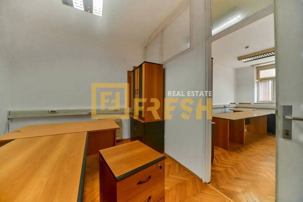 Rent, office space, 345m², Centar, Podgorica