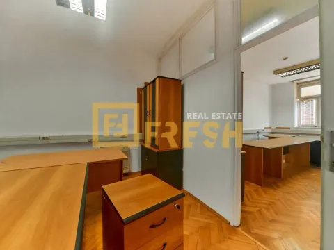 Rent, office space, 345m², Centar, Podgorica - image 30