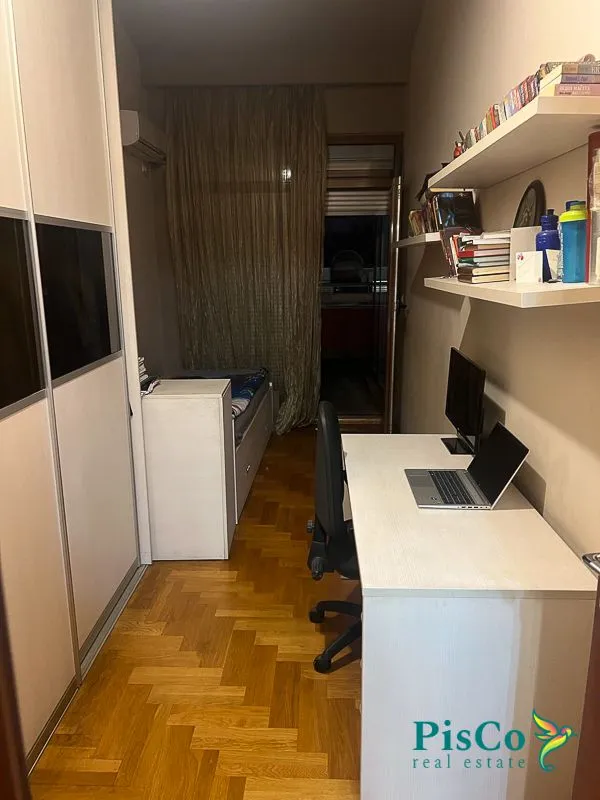 Izdavanje, trosoban stan, 130m², Preko Morače, Podgorica