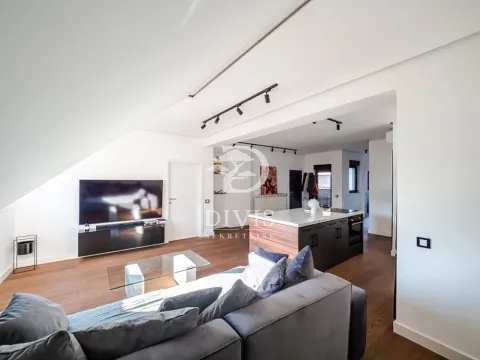 Prodaja, stan, 76m², Stari Grad, Beograd - image 2