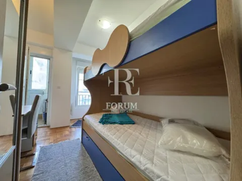 Rent, two bedroom apartment, 70m², Blok 9, Podgorica - image 8