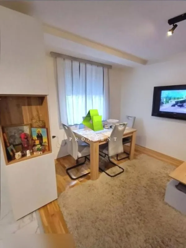 Prodaja, jednosoban stan, 51m², Pantelej, Niš