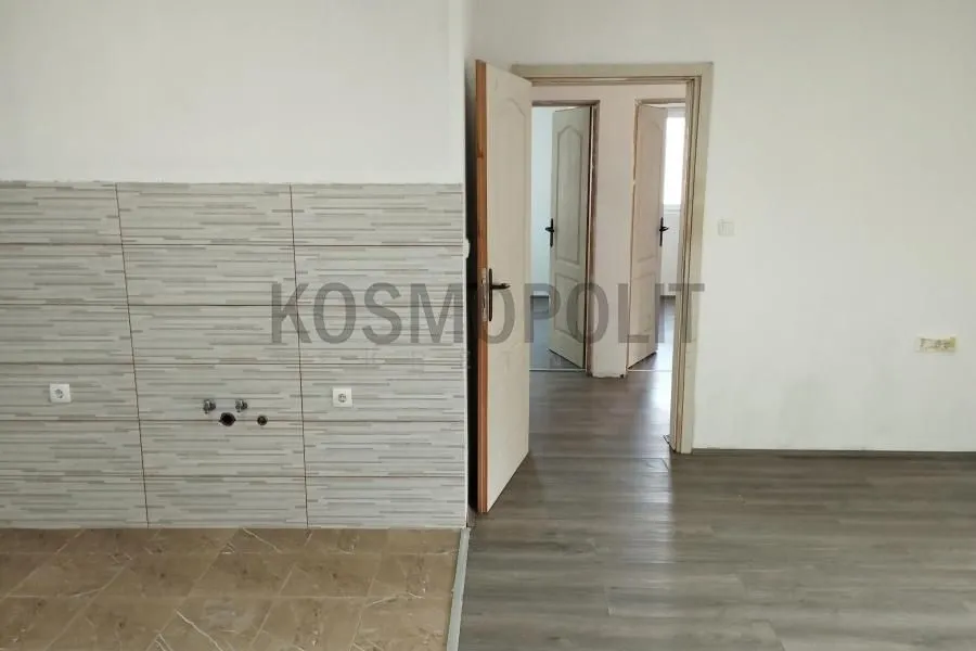 Prodaja, trosoban stan, 67m², Zemun Sve Podlokacije, Beograd