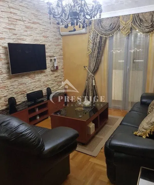 Izdavanje, dvosoban stan, 55m², Kod Big Fashion-a, Podgorica