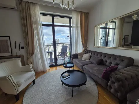 Izdavanje, četvorosoban stan, 88m², Savski Venac, Beograd - image 2