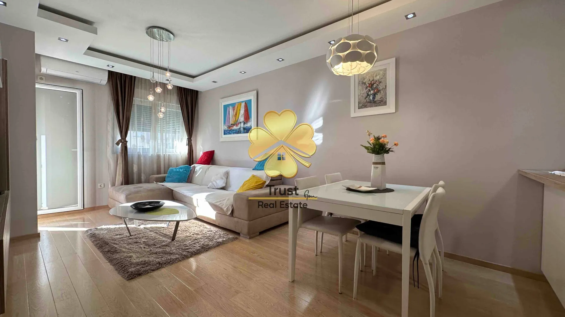 Izdavanje, dvosoban stan, 65m², City Kvart, Podgorica