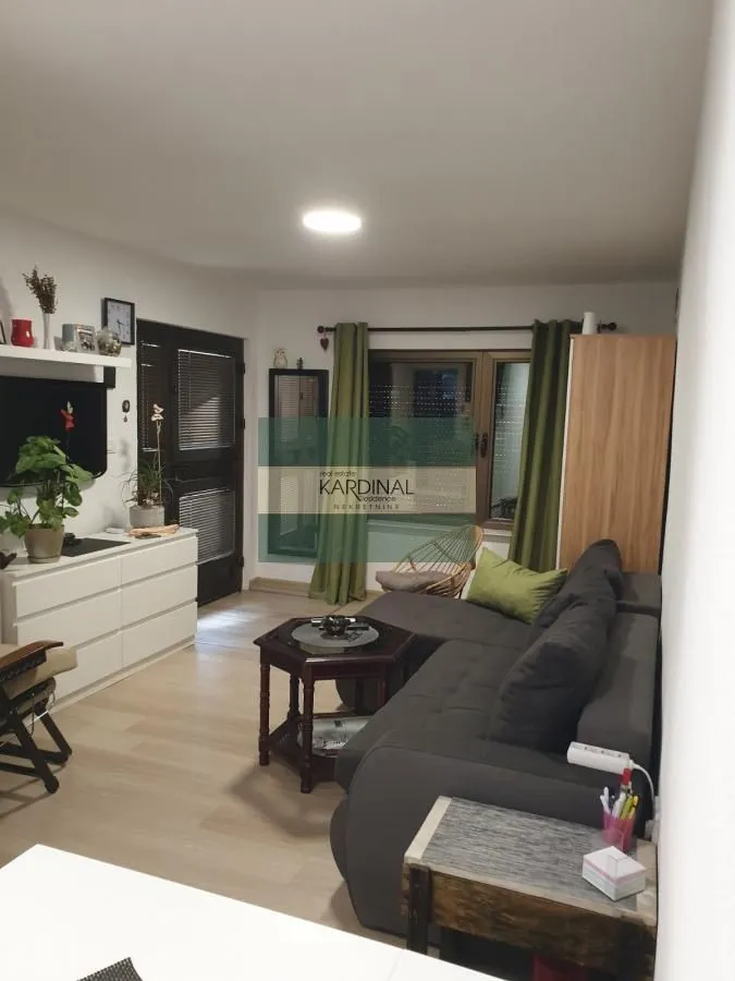 Prodaja, kuća, 255m², Petrovaradin, Novi Sad