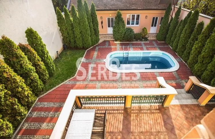 Sale, house, 300m², Betanija, Novi Sad Sve Podlokacije