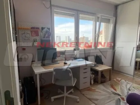 Sale, four bedroom apartment, 110m², Savski Venac, Beograd - image 9