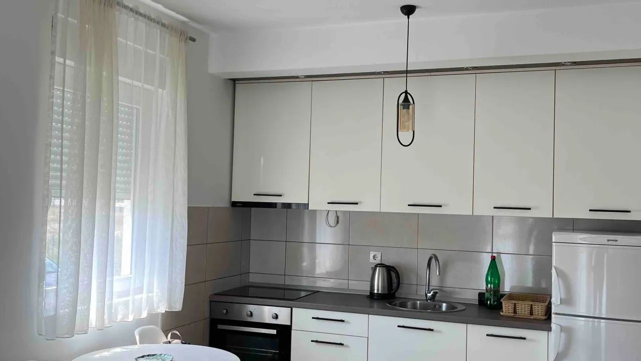 Izdavanje, jednosoban stan, 33m², Zabjelo, Podgorica