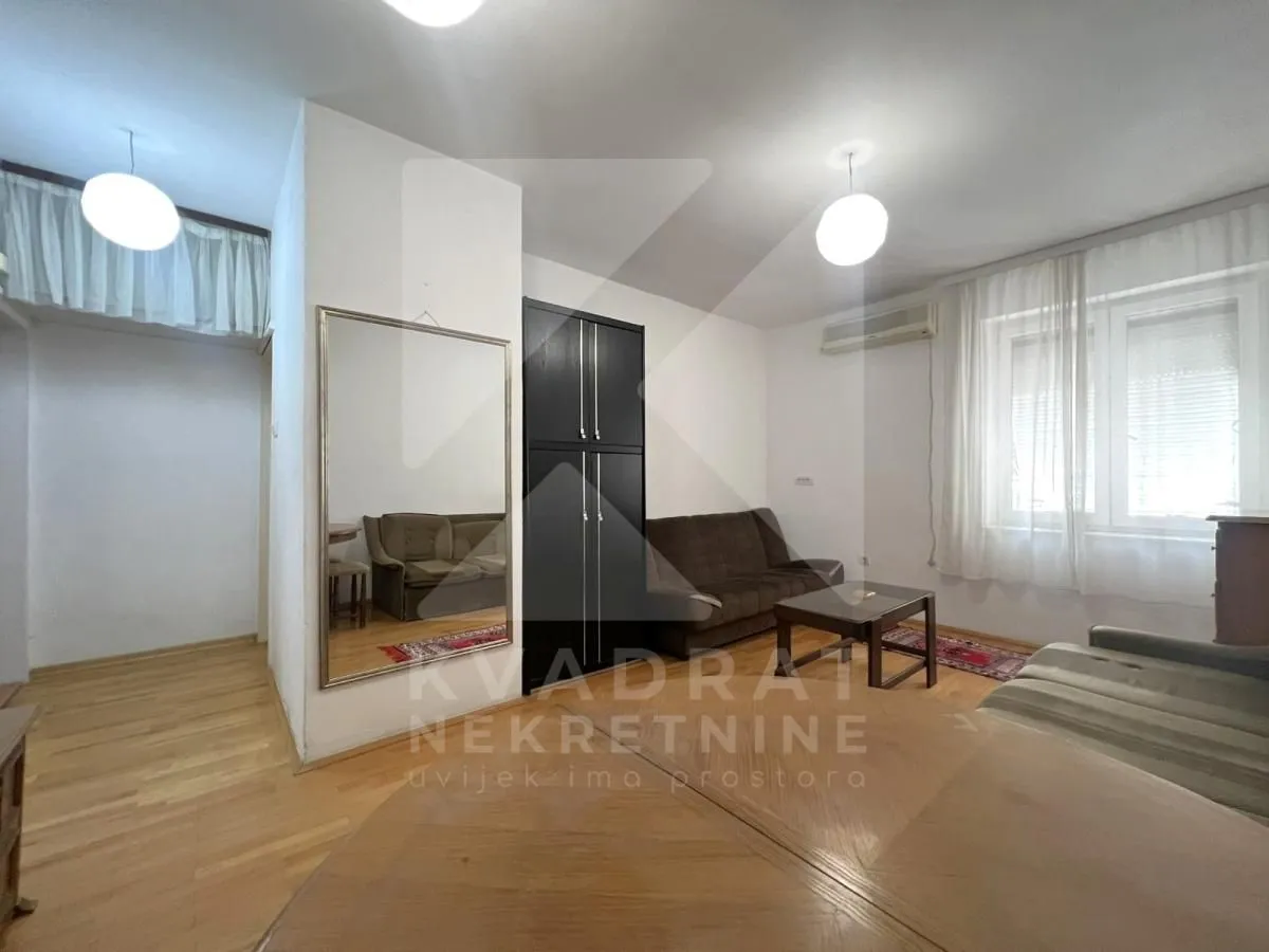 Rent, studio apartment, 25m², Centar, Podgorica