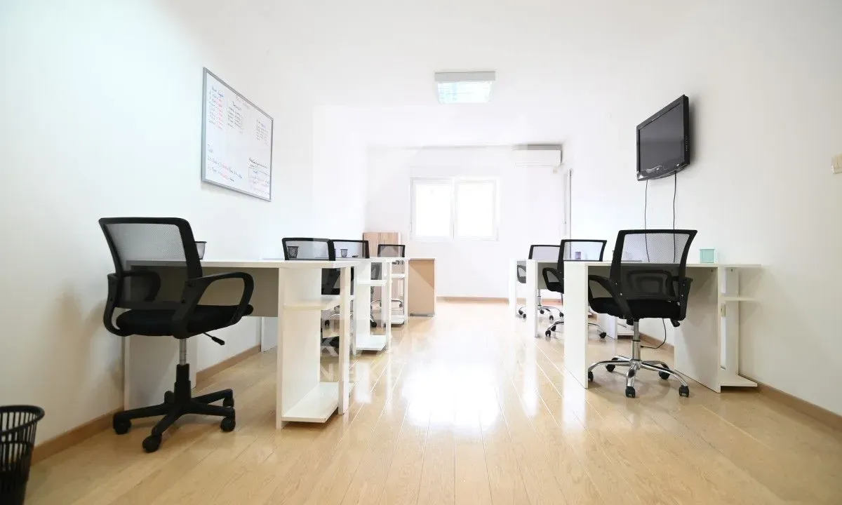 Rent, office space, 75m², City Kvart, Podgorica
