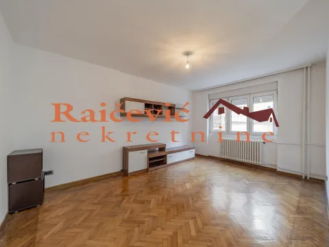 Sale, three bedroom apartment, 64m², Kalenić Pijaca, Vračar Sve Podlokacije - image 2