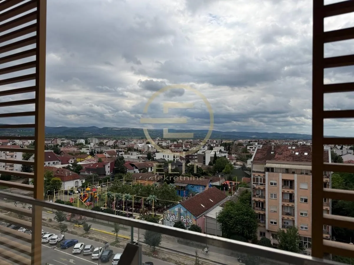 Izdavanje, stan, 43m², Bulevar Evrope, Novi Sad Sve Podlokacije