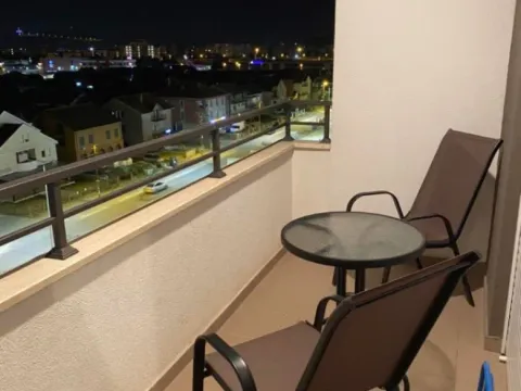 Prodaja, jednosoban stan, 50m², Stari Aerodrom, Podgorica - image 2