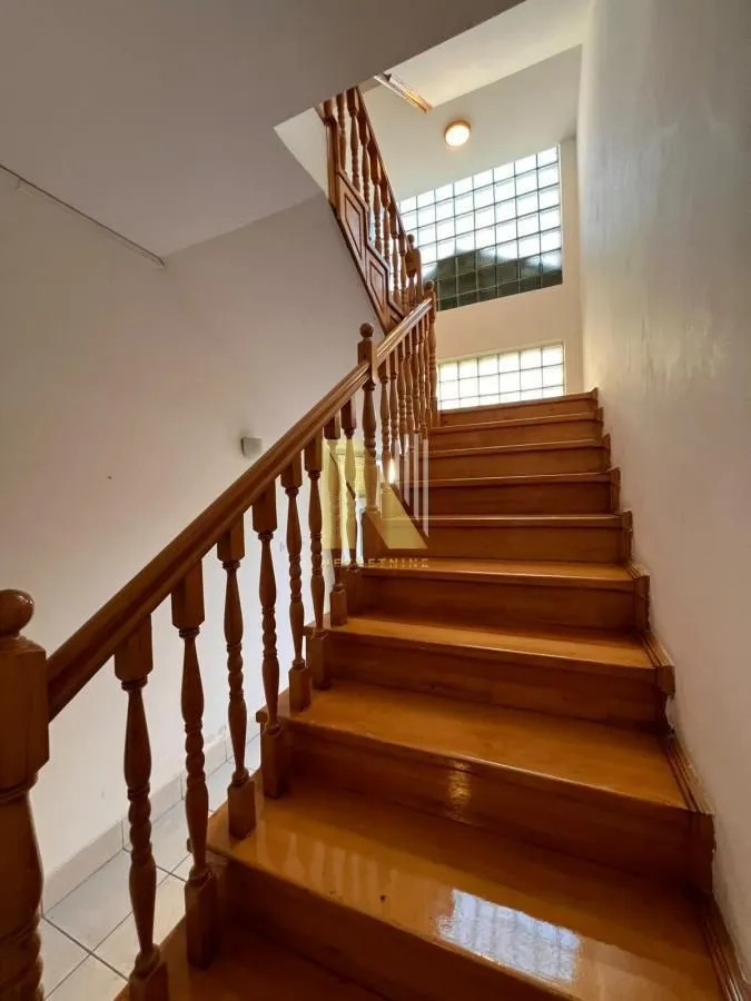 Prodaja, stan, 299m², Telep, Novi Sad Sve Podlokacije