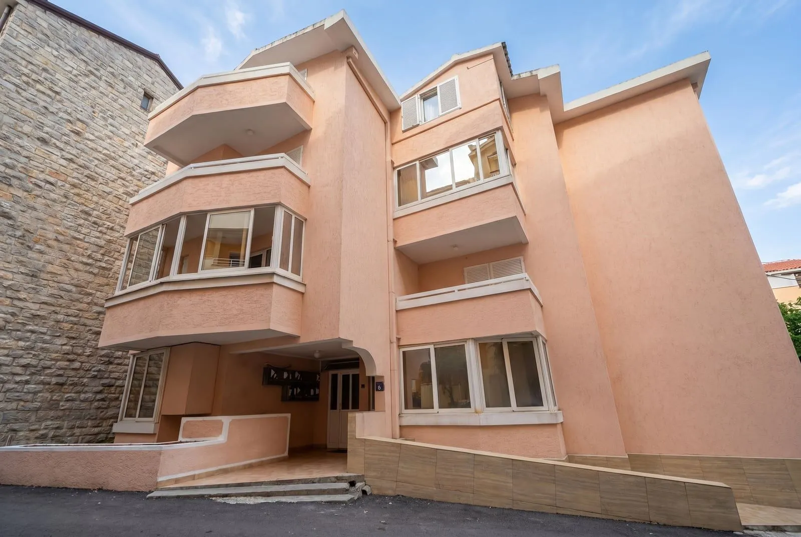Sale, two bedroom apartment, 33m², Budva, Crna Gora