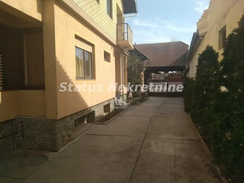 Prodaja, kuća, 450m², Temerin, Novi Sad