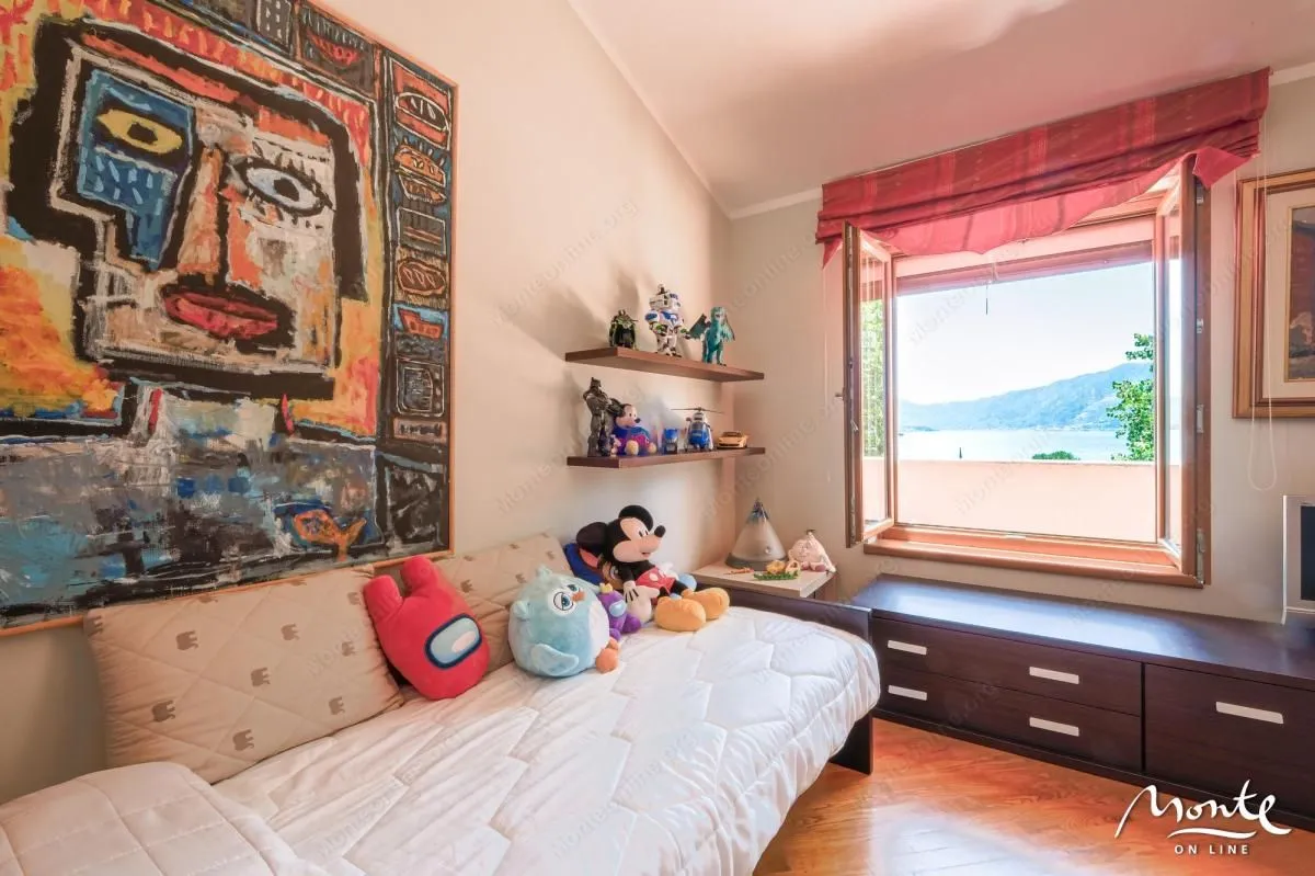 Prodaja, kuća, 305m², Orahovac, Kotor